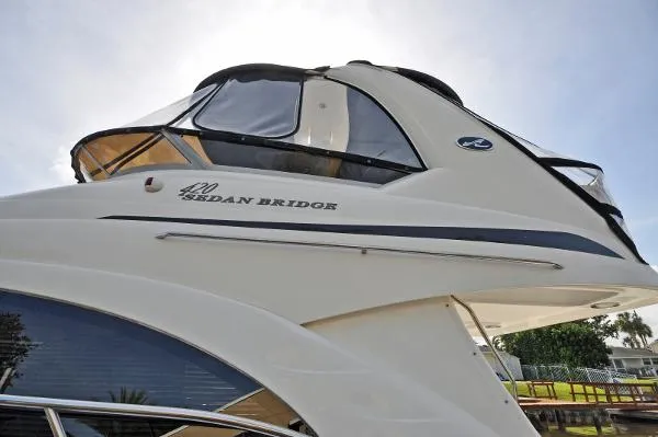 Slide: The Image of Sea Ray 420 Sedan Bridge 2005 - 9