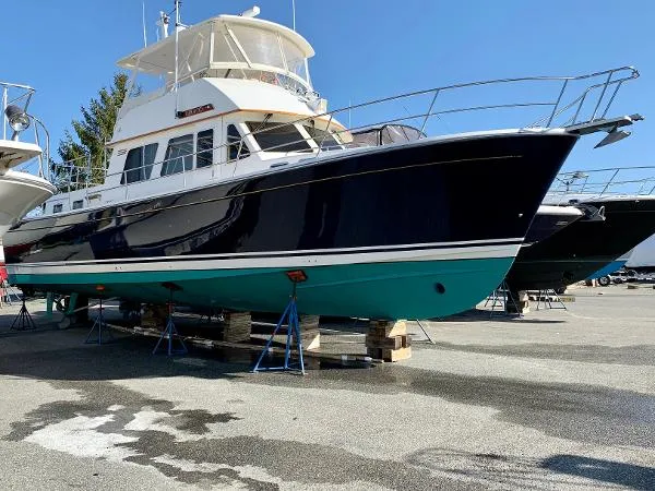 Slide: The Image of Sabre Sabreline 47 Motor Yacht 2003 - 3
