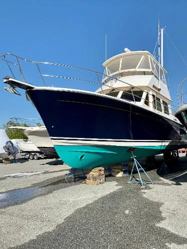 Slide: The Image of Sabre Sabreline 47 Motor Yacht 2003 - 4