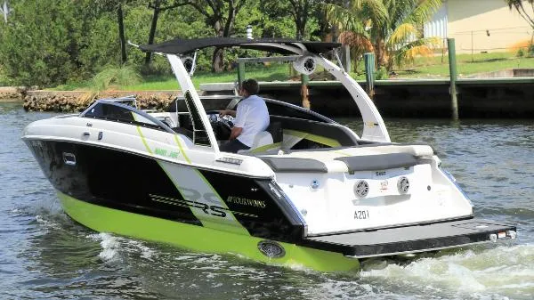 Slide: The Image of Four Winns S265RS 2013 - 2