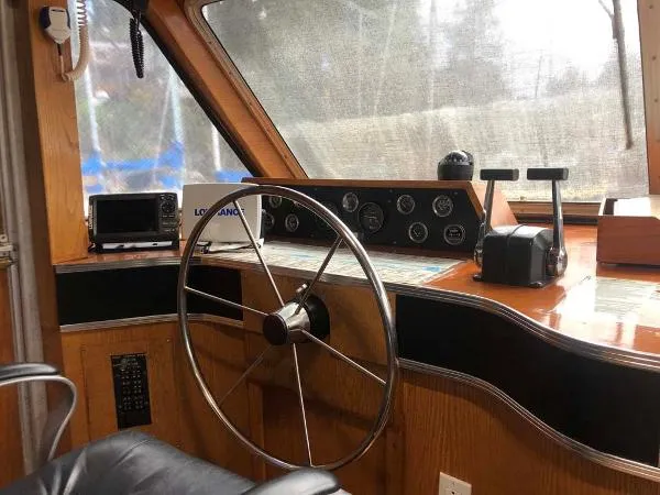 Slide: The Image of Carri-Craft 570 Pilothouse 1972 - 1