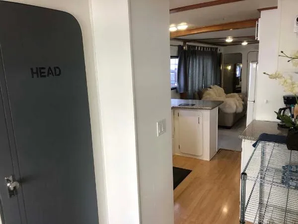 Slide: The Image of Carri-Craft 570 Pilothouse 1972 - 8