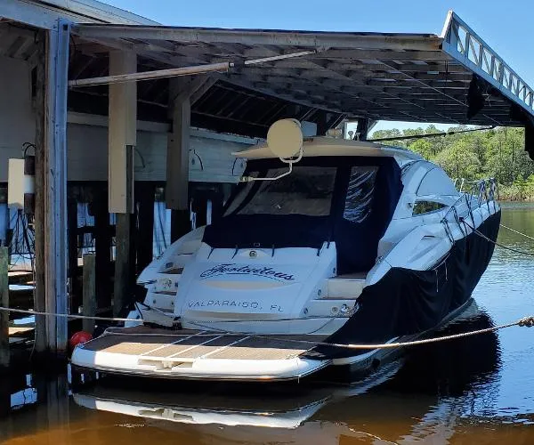 Slide: The Image of Sunseeker Predator 55 2007 - 4