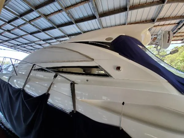 Slide: The Image of Sunseeker Predator 55 2007 - 8