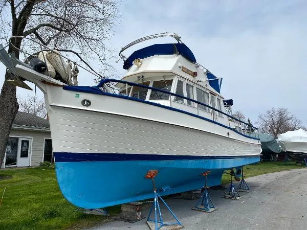 Slide: The Image of Grand Banks 36 Heritage Classic 1989 - 2