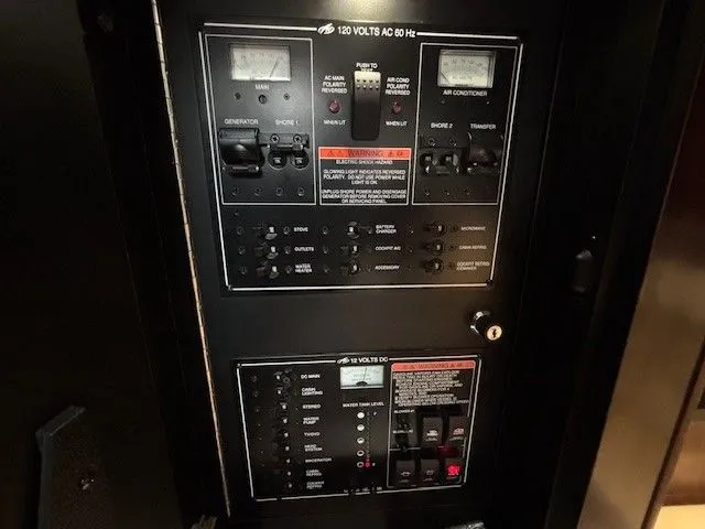 Slide: The Image of Monterey 335 Sport Yacht 2016 - 12