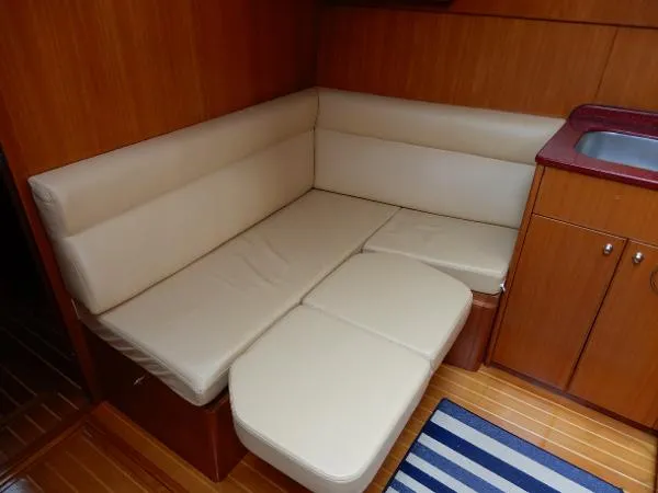 Slide: The Image of Island Pilot TRAWLER 2007 - 8
