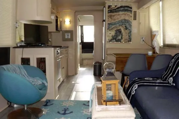 Slide: The Image of Blue Water 45 Coastal Cruiser 1990 - 9