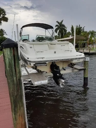 Slide: The Image of Sea Ray 270 SLX 2006 - 2