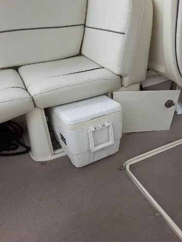Slide: The Image of Sea Ray 270 SLX 2006 - 8