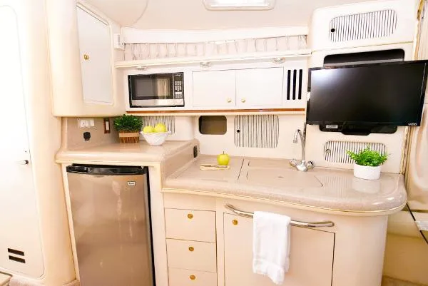 Slide: The Image of Sea Ray 340 Sundancer 2000 - 11
