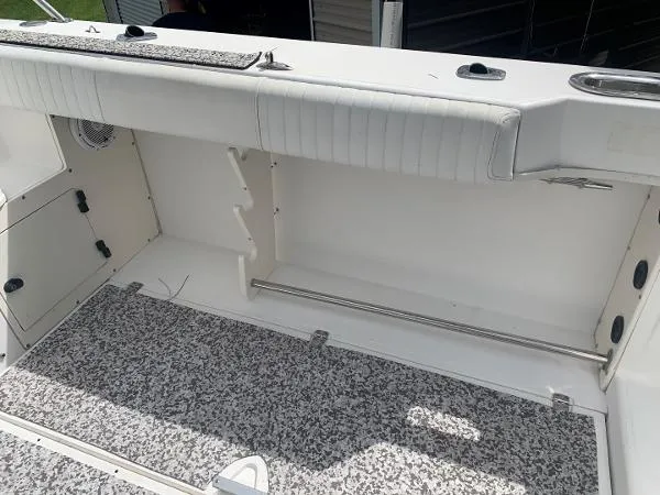Slide: The Image of Boston Whaler 28 Conquest 2000 - 5