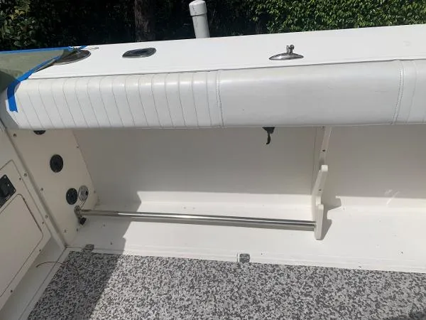 Slide: The Image of Boston Whaler 28 Conquest 2000 - 8