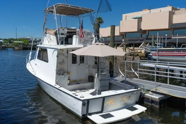 Slide: The Image of Crusader Boats 34 Hardtop SF 1999 - 0