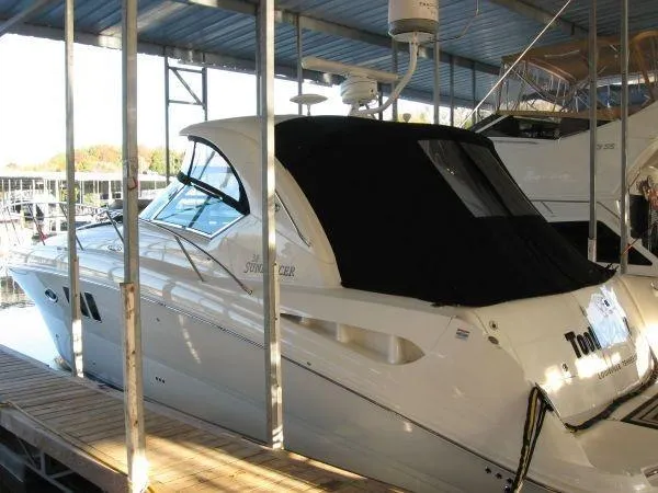 Slide: The Image of Sea Ray 38 Sundancer 2007 - 1