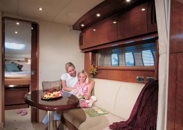 Slide: The Image of Sea Ray 38 Sundancer 2007 - 2