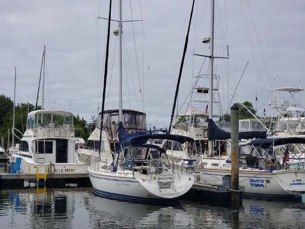 Slide: The Image of Catalina 34 MkII 2005 - 2