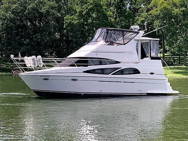 Slide: The Image of Carver Yachts 36 Motor Yacht 2005 - 0