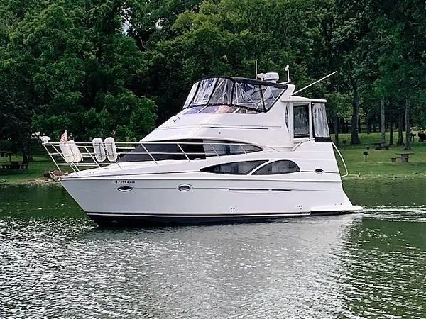 Slide: The Image of Carver Yachts 36 Motor Yacht 2005 - 1