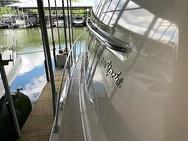 Slide: The Image of Carver Yachts 36 Motor Yacht 2005 - 4