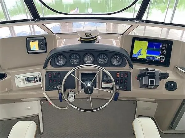 Slide: The Image of Carver Yachts 36 Motor Yacht 2005 - 9