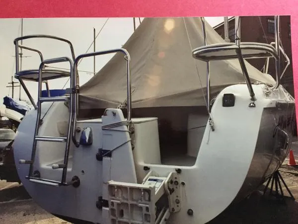 Slide: The Image of Catalina 250 Swing Keel 2002 - 3