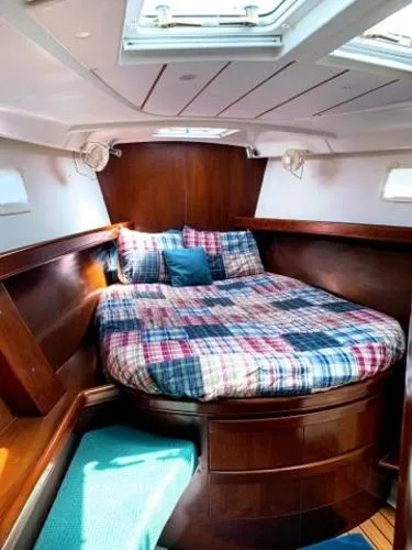 Slide: The Image of Beneteau 473 2004 - 10