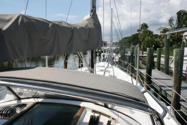 Slide: The Image of Beneteau 473 2004 - 2
