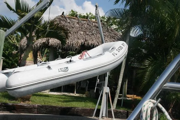 Slide: The Image of Beneteau 473 2004 - 5