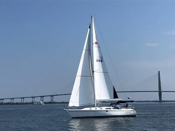 Slide: The Image of Catalina 42 MkII 2005 - 0
