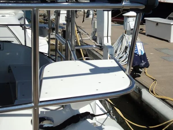 Slide: The Image of Catalina 42 MkII 2005 - 7