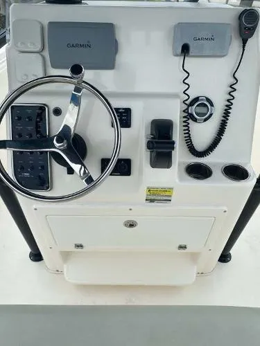 Slide: The Image of Cobia 237 Center Console 2014 - 10
