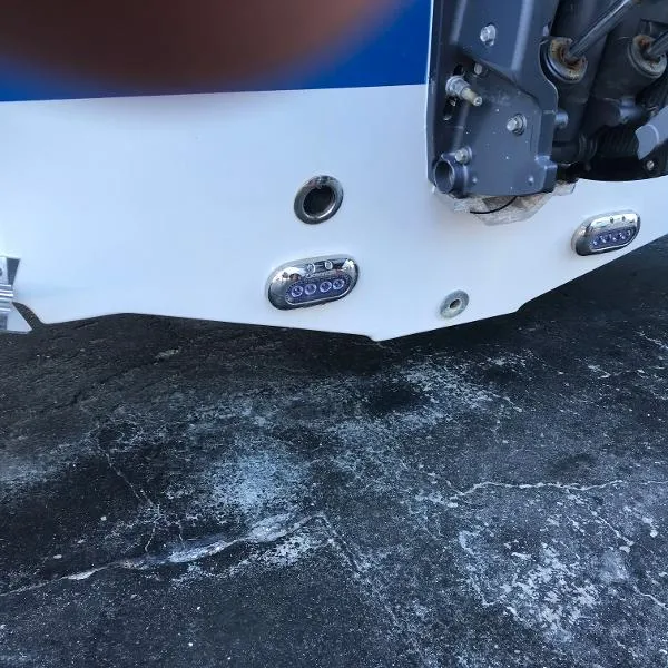 Slide: The Image of Sea Hunt Ultra 235 SE 2018 - 7