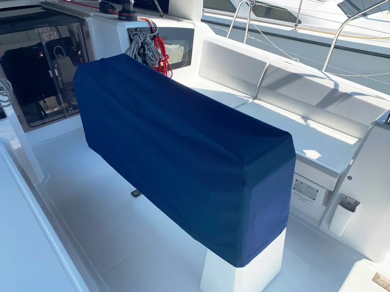 Slide: The Image of Beneteau Oceanis 35 2016 - 8
