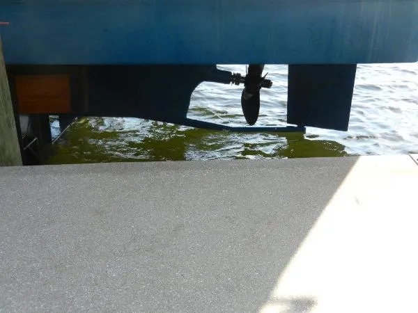 Slide: The Image of Mainship Pilot 34 Sedan 2006 - 7