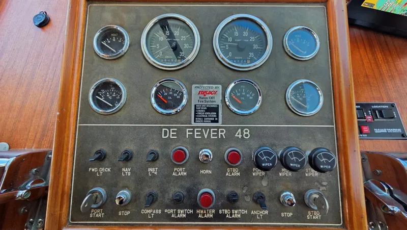 Slide: The Image of Dashboard of 1987 DeFever 48 Tri Cabin yacht. - 36