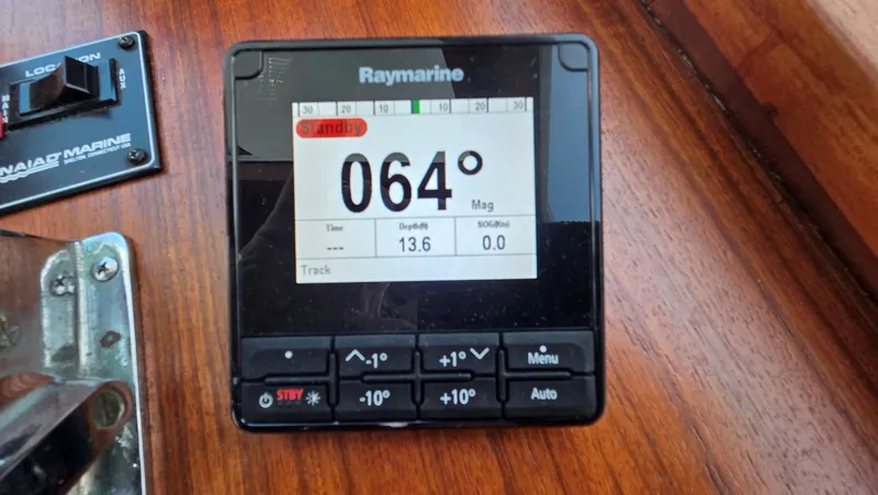 Slide: The Image of Raymarine display on 1987 DeFever 48 Tri Cabin. - 41