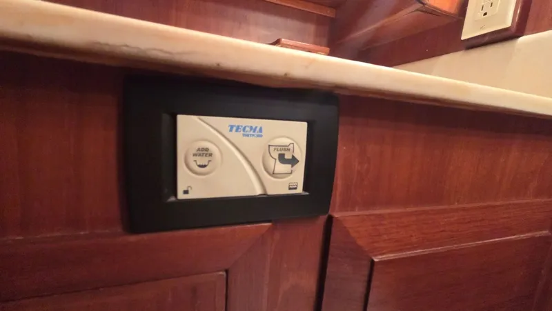 Slide: The Image of DeFever 48 Tri Cabin 1987 - 60