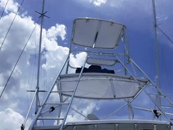 Slide: The Image of Topaz 37 EXPRESS SPORTFISH w/ Tower 1987 - 4