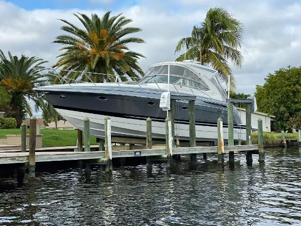 Slide: The Image of Formula 37 Cruiser 2018 - 2