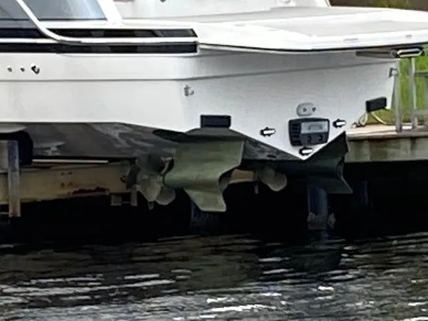 Slide: The Image of Formula 37 Cruiser 2018 - 4