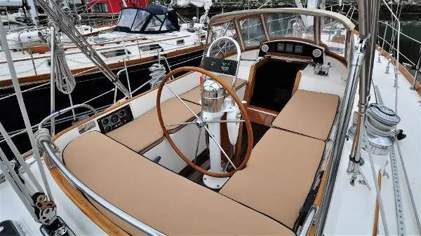 Slide: The Image of Bristol 47.7 Center Cockpit 1995 - 10