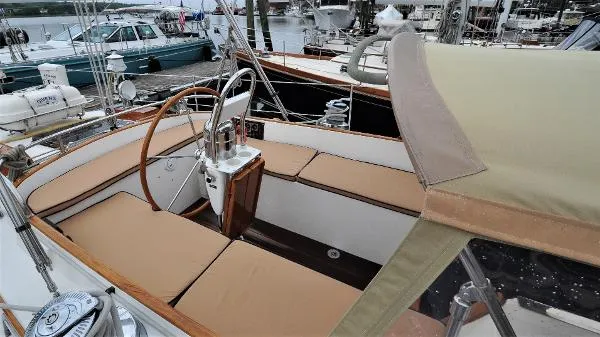 Slide: The Image of Bristol 47.7 Center Cockpit 1995 - 7