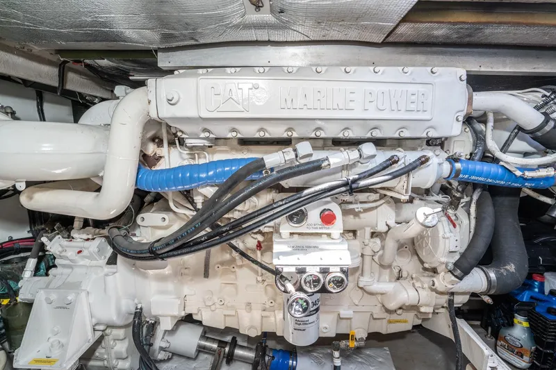 Slide: The Image of Engine room of a 1999 Sea Ray 500 Sundancer with CAT Marine Power engine. - 36