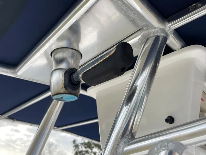 Slide: The Image of Close-up of a 2015 Sea Hunt Ultra 234 boat detail. - 21