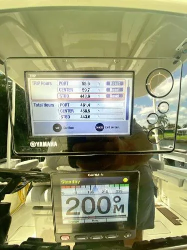 Slide: The Image of Hydra-Sports 3400 Center Console 2017 - 9