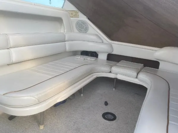 Slide: The Image of Sea Ray 300 Sundancer 1997 - 11