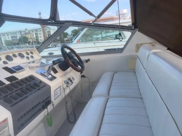 Slide: The Image of Sea Ray 300 Sundancer 1997 - 4