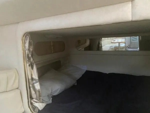 Slide: The Image of Sea Ray 300 Sundancer 1997 - 9