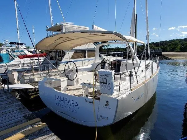 Slide: The Image of Beneteau Oceanis 38 Weekender 2014 - 1